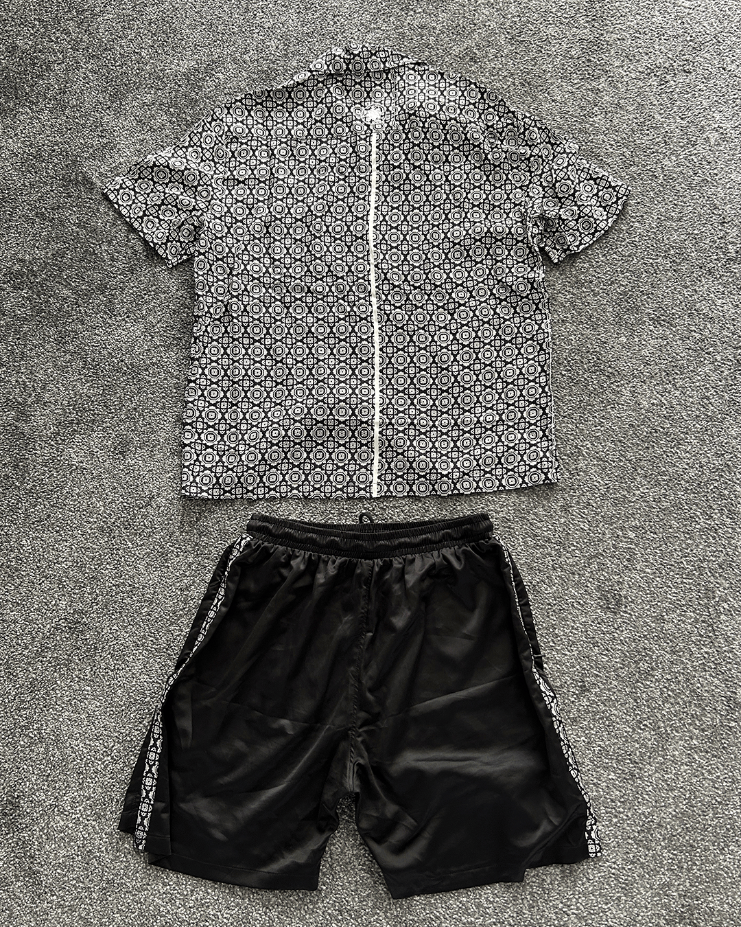 Men's Two-Piece (7 Years) - L (M)